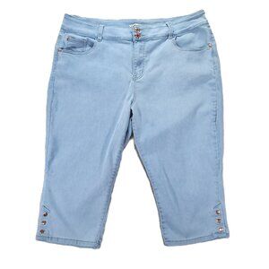 Sandpiper Capri Women Plus 38x18, Tag 20W Blue Stretch Denim Light Wash